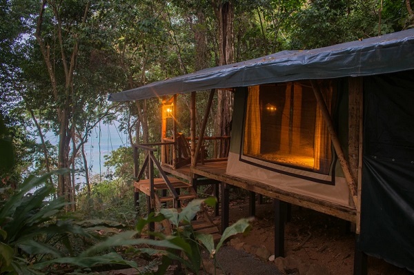 Bungalow de La Leona Eco lodge, Playa Madrigal, Peninsule de Osa, Costa Rica, vacances sur mesure