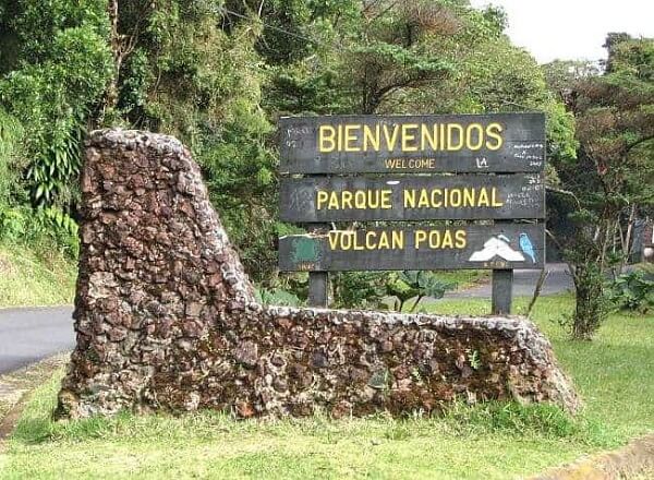 Le volcan Poas zone protégée, entrée du parc national, voyager au Costa Rica
