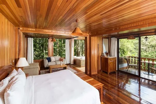 L'hotel Belmar et une chambre dans le chalet. Voyage haut de gamme au Costa Rica