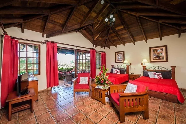Hotel Borinquen, chambre. Sejour au costa rica avec une agence francophone locale