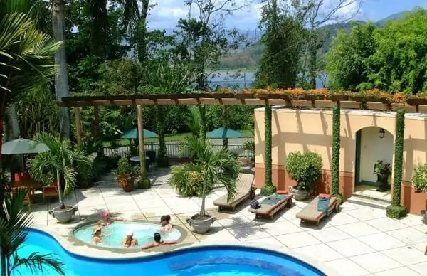 Piscine de l'hotel Casa Turire.
Voyage en famille au Costa Rica
