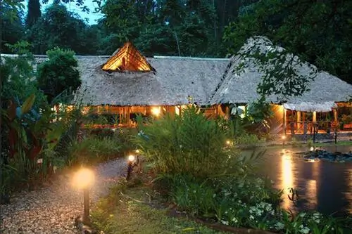 Esquinas Rain Forest lodge, parc national Piedras Blancas, Costa Rica. Sejour sur mesure avec une agence de voyage locale et francophone