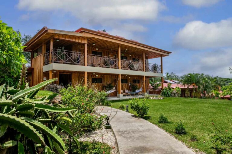 hacienda guachipelin2