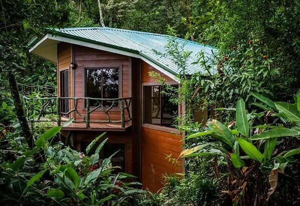 Hotel Koora, chambre dans la foret. Voyage au costa rica