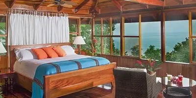 La Paloma lodge, chambre. Sejour sur mesure au costa rica avec une agence locale francophone