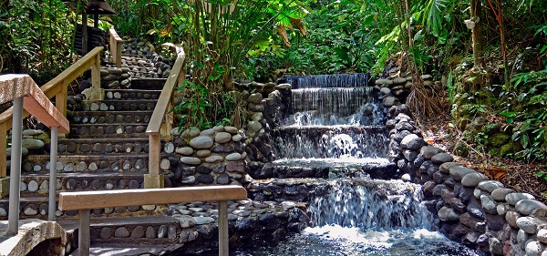 Sources chaudes du Costa Rica. Les sources Tabacon, Hot Springs Paradise, Eco Thermales