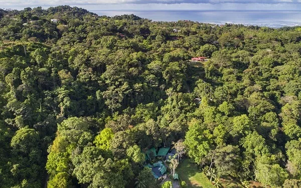 hotel Yaba Chigui, Ojochal, Costa Rica. Sejour sur mesure avec une agence locale francophone au costa rica