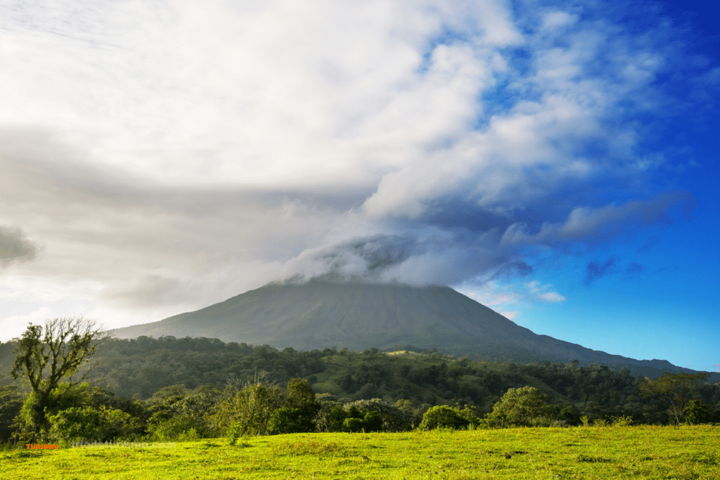  Découvrir le Costa Rica et ses régions, le volcan Arenal
