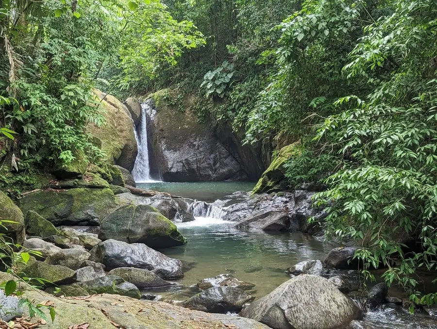 La chute de Pavon, proche de Uvita et Ojochal au Costa Rica
