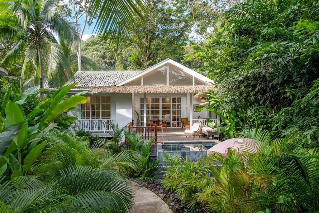 Hotel Aguas Claras, cote caraibe sud du Costa Rica a Puerto Viejo. Jungle et mer. Decouverte du Costa Rica